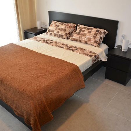 Pilgrim'S Rest Apartments Gzira Exterior photo