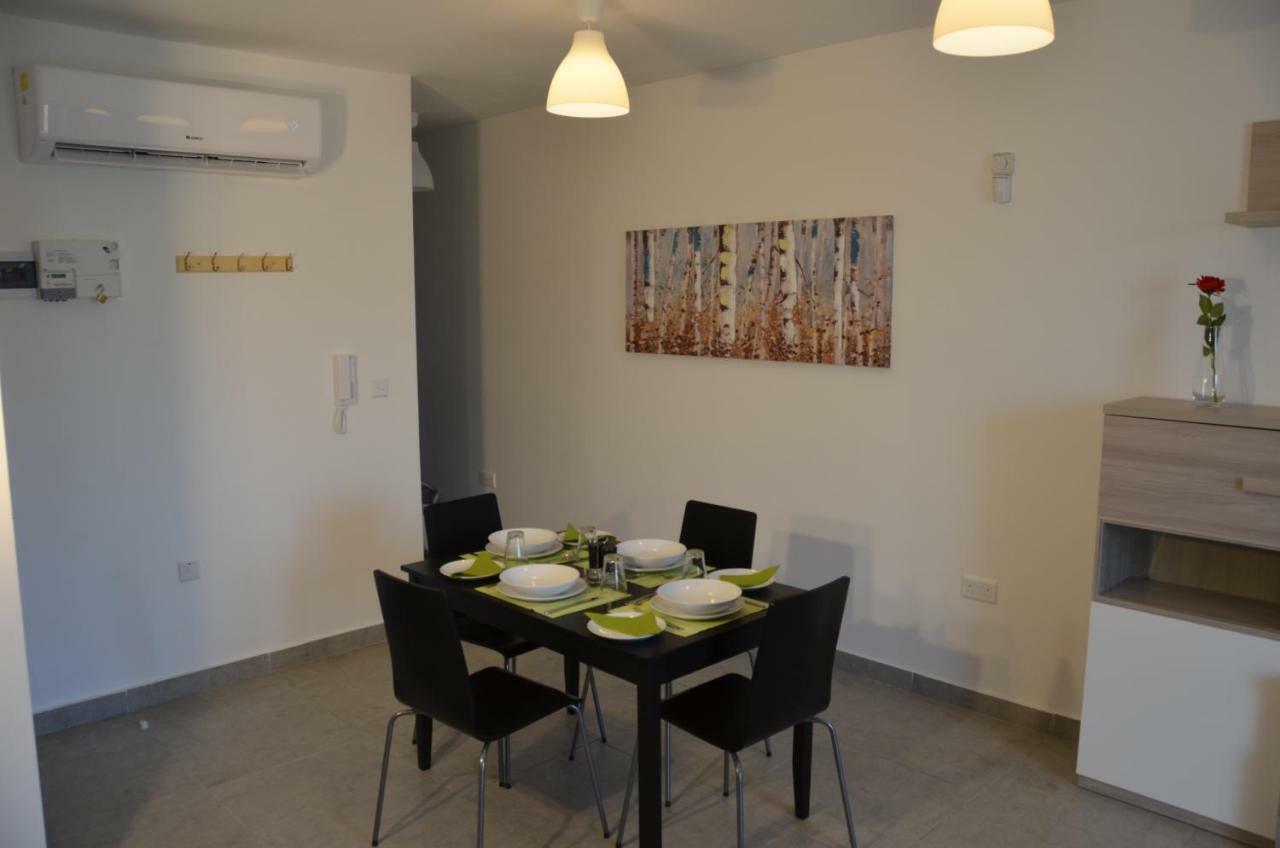 Pilgrim'S Rest Apartments Gzira Exterior photo