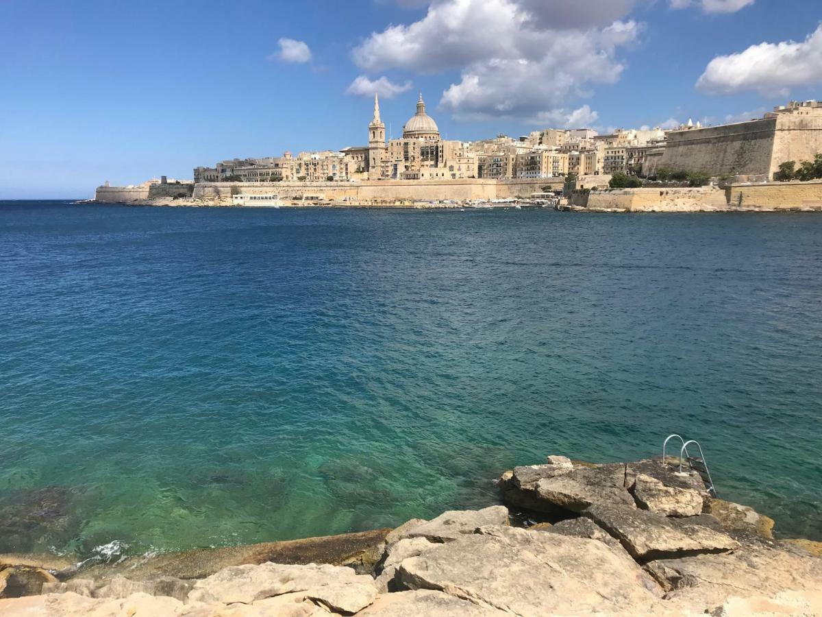 Pilgrim'S Rest Apartments Gzira Exterior photo