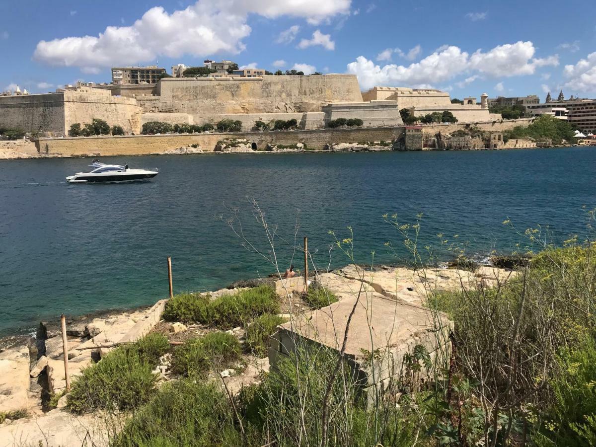 Pilgrim'S Rest Apartments Gzira Exterior photo