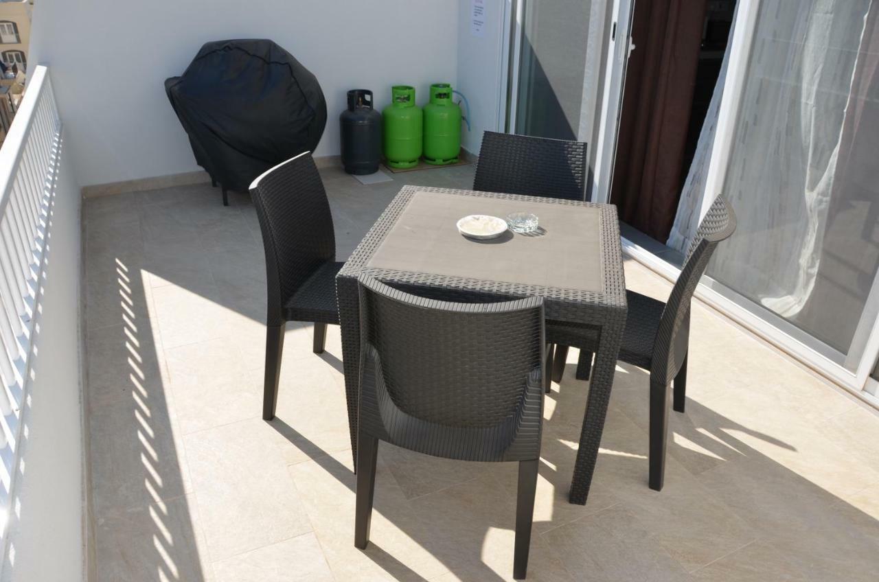 Pilgrim'S Rest Apartments Gzira Exterior photo
